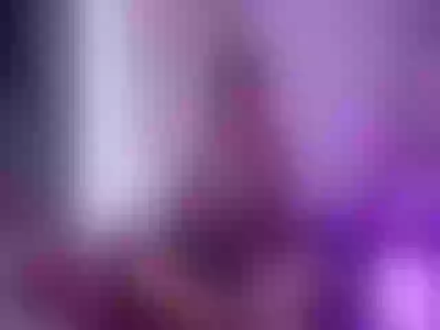 Live sex webcam photo for Aziacollens98 #260454366