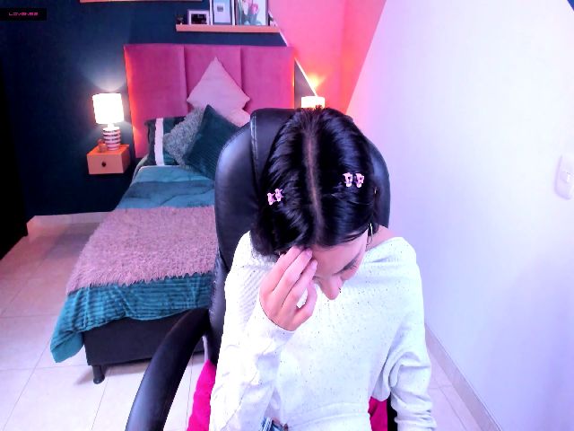 Live sex webcam photo for Quinn_hart #263373560