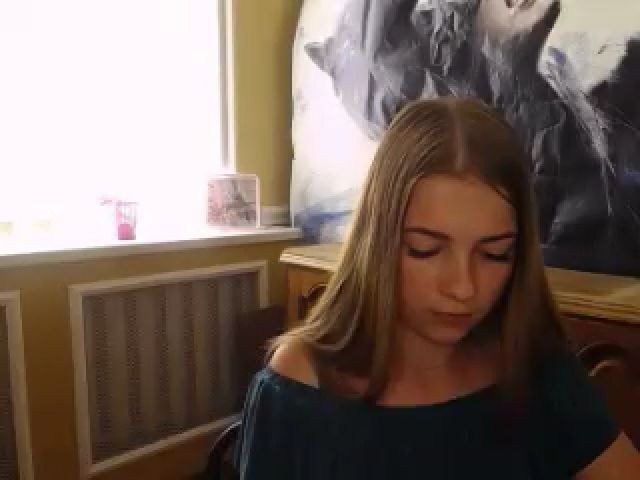 Live sex webcam photo for EmiStern #255905981