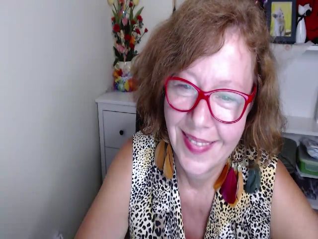 Live sex webcam photo for Adele_69 #259238595