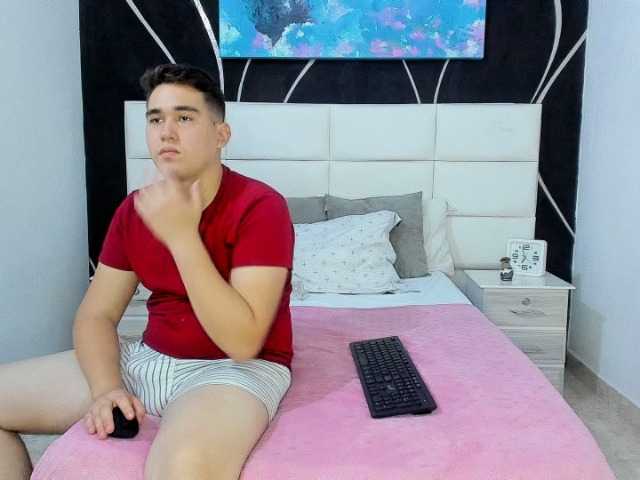 Live sex webcam photo for brendaynico #241323256