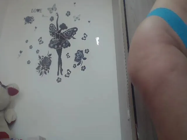 Live sex webcam photo for Julianabravo #256410765