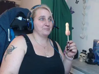 Live sex webcam photo for DrachenLady39 #240711333