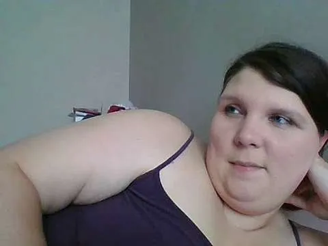 Live sex webcam photo for BlueEyesBeauty #242959330