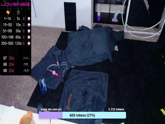 Live sex webcam photo for moonlitfox #258391649