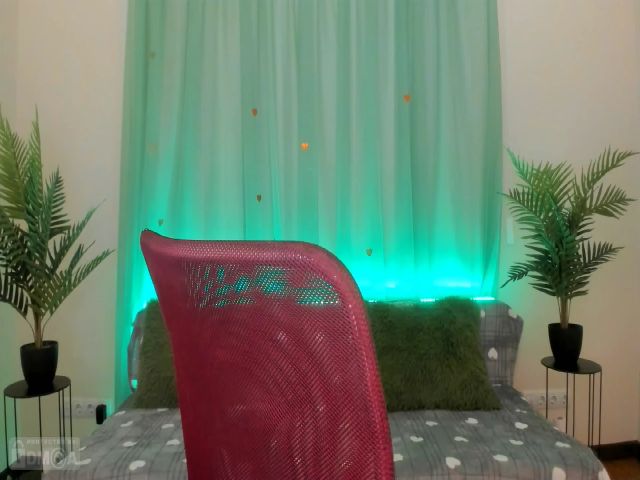 Live sex webcam photo for Tina_Cutie #258186027