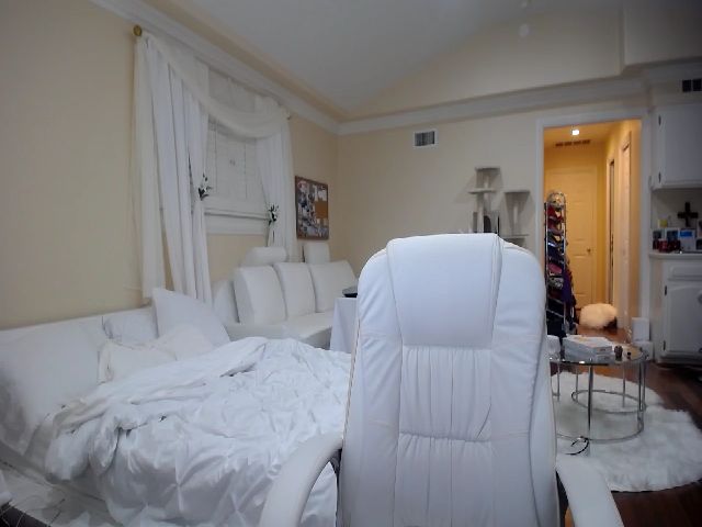 Live sex webcam photo for SandraGPopa #259120648