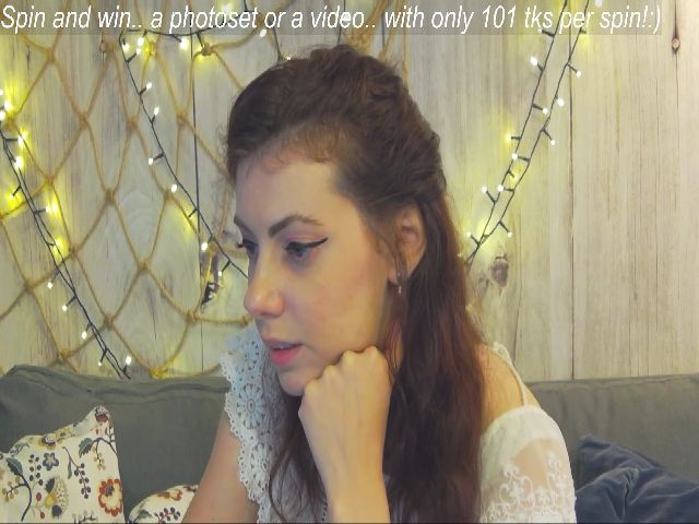 Live sex webcam photo for MissAracely #265498909