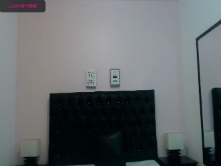 Live sex webcam photo for Shantal_19 #252074985