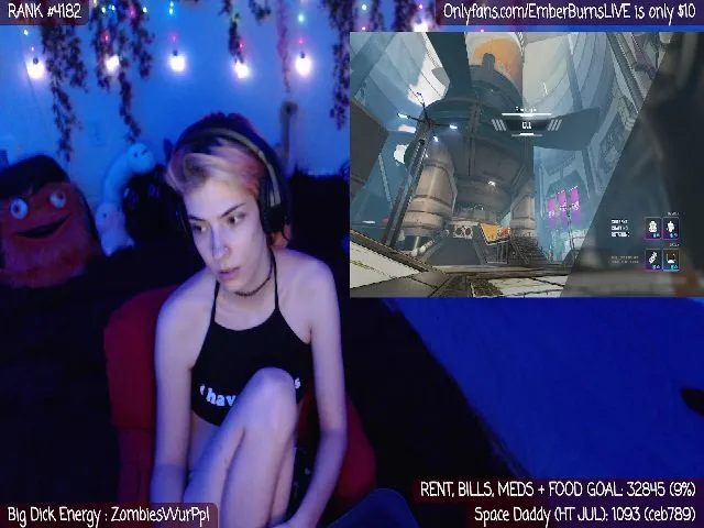 Live sex webcam photo for EmberBurns #254040157