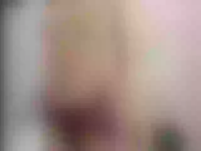 Live sex webcam photo for Ebony_69 #258337684