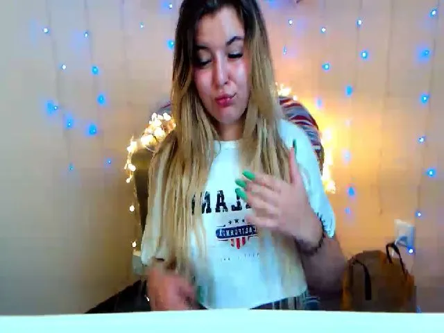 Live sex webcam photo for Alice_placs #252791036