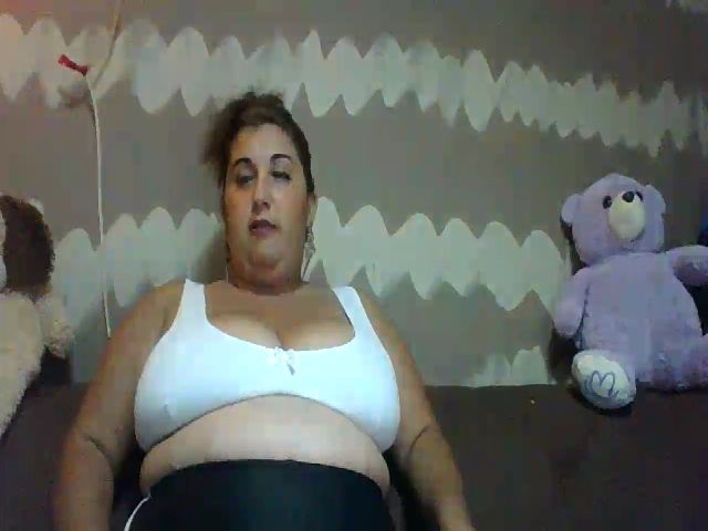 Live sex webcam photo for BigBreastsMia #264517925