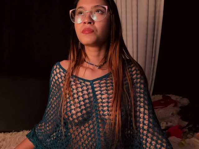 Live sex webcam photo for PaulinaBelush #250204795