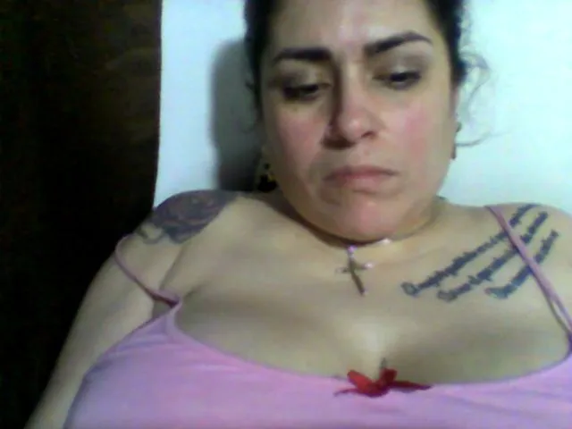 Live sex webcam photo for Chelaqueen #252953893