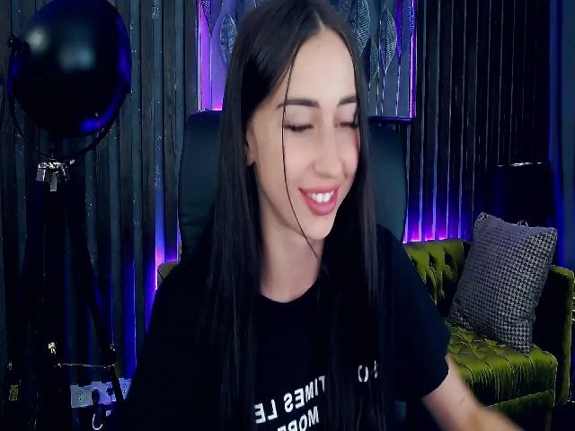 Live sex webcam photo for Gabrielllaa #256461216