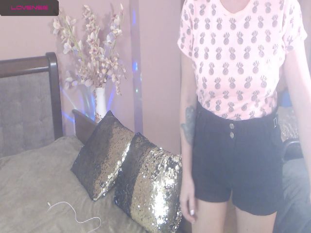 Live sex webcam photo for Kelly7B #257675112