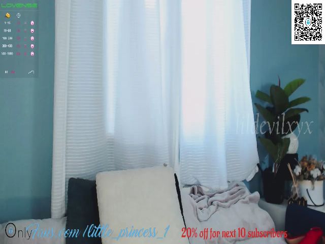 Live sex webcam photo for Lildevilxyx #264992887