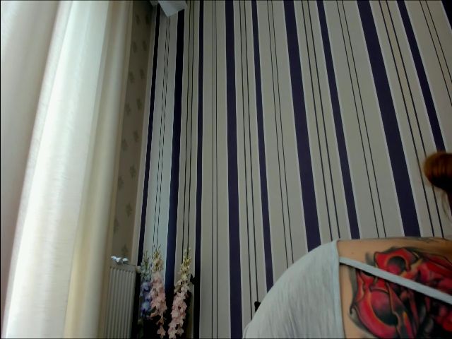 Live sex webcam photo for NyushaClark #253041534