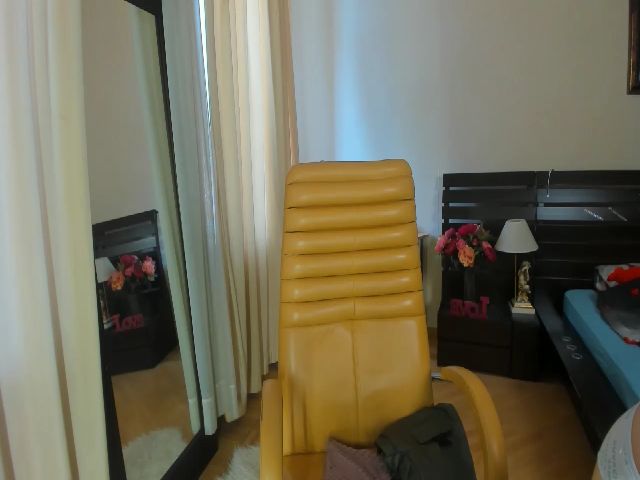 Live sex webcam photo for SoniNex #254428211