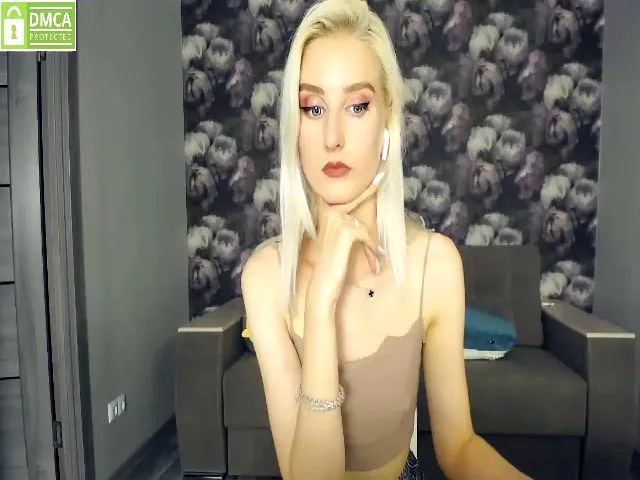 Live sex webcam photo for CharmingRay #258803386