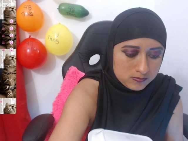 Live sex webcam photo for NumaAsun #261529155