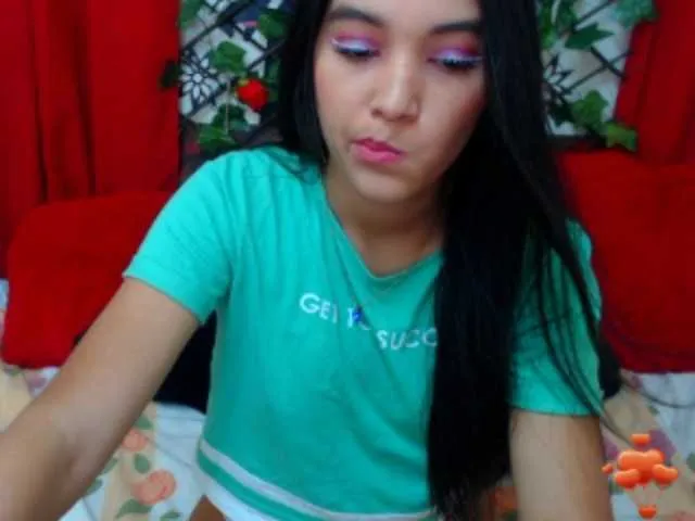 Live sex webcam photo for vikyroxe #252331368