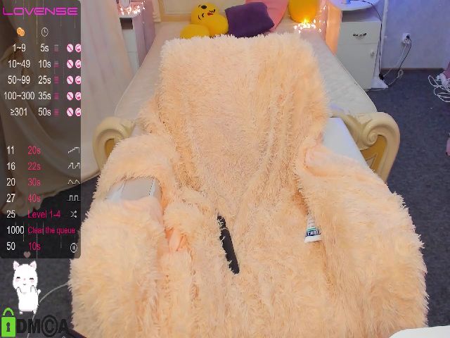 Live sex webcam photo for Melanie_hill_ #257866217