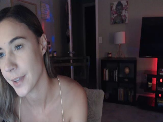 Live sex webcam photo for OhYesCeleste #258570882