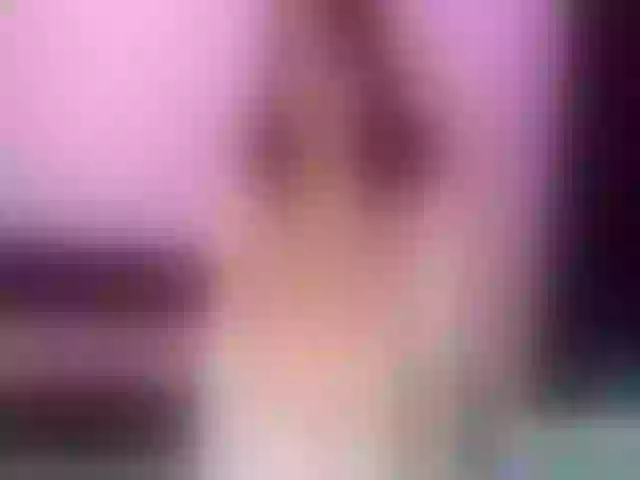 Live sex webcam photo for MaiiAngel #256719028