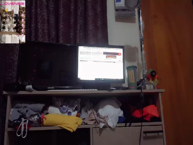 Live sex webcam photo for Meganhill_ #261578518