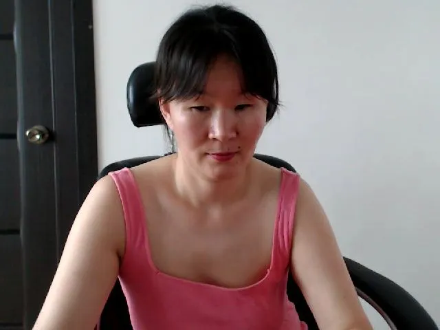 Live sex webcam photo for Akira_xx #258589466