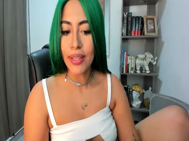 Live sex webcam photo for latina_violet #261906665