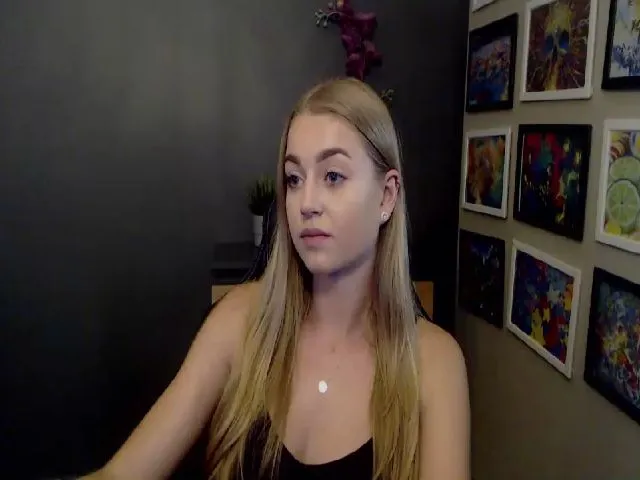 Live sex webcam photo for LUSTerica #255663677