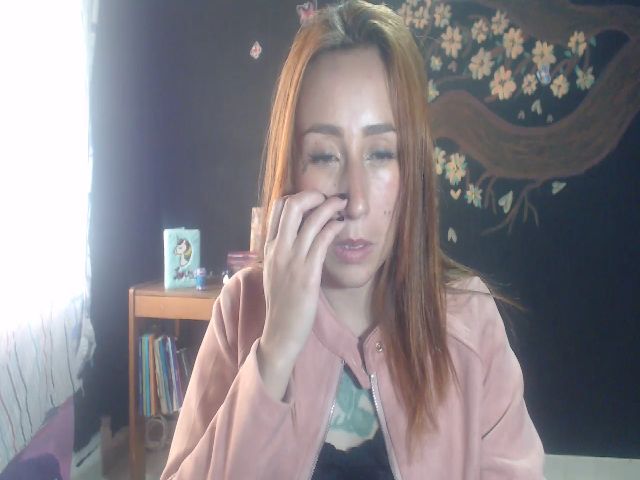 Live sex webcam photo for Scarlet_tatto #260266742