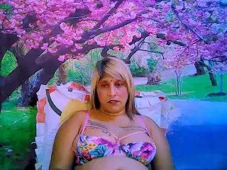 Live sex webcam photo for indianroxy #287933104
