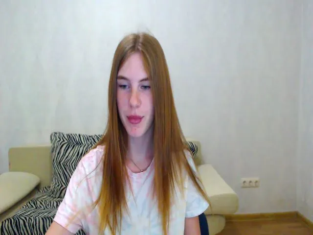 Live sex webcam photo for Vesnyshka #256424714