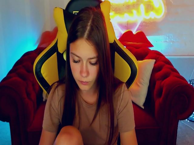 Live sex webcam photo for ReginaVin #255915835