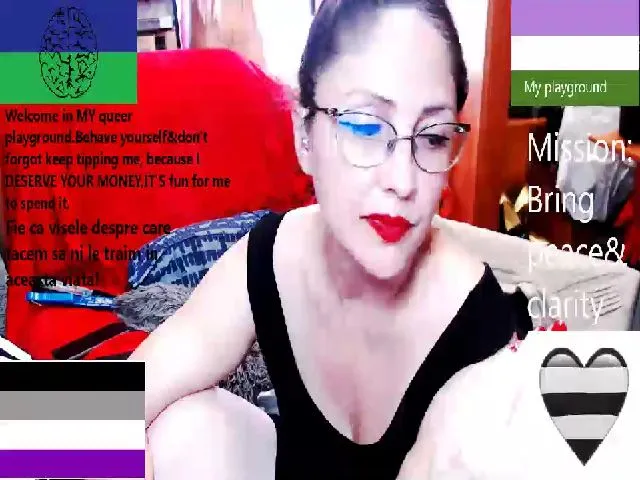 Live sex webcam photo for ImperatrizaS #262083384