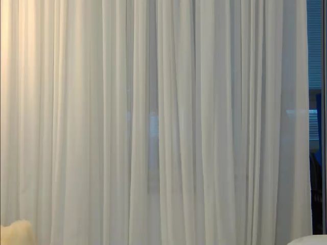 Live sex webcam photo for GirlPleasure #265597200