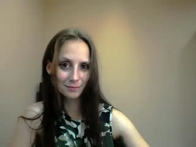 Live sex webcam photo for CuddliesNikki #253190201