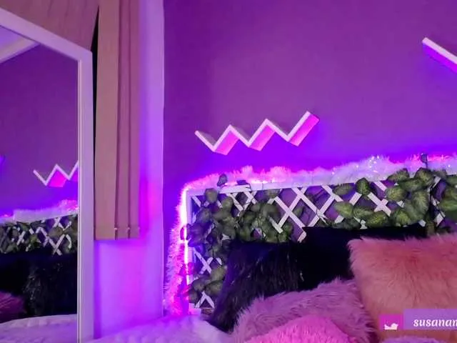 Live sex webcam photo for SusannaMoree #241149642