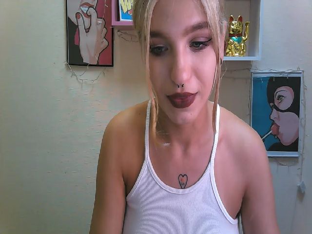 Live sex webcam photo for Isabe_lla #255207260