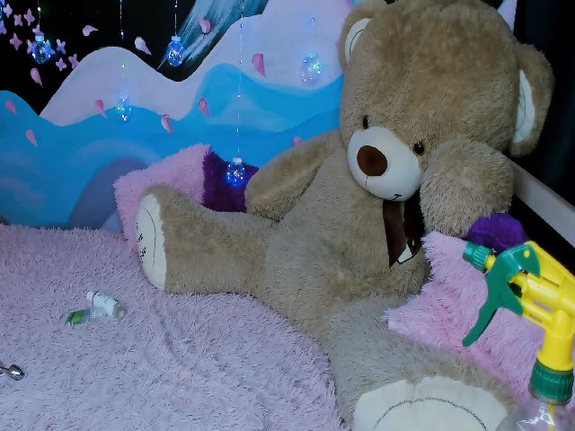 Live sex webcam photo for Charming_Nuka #254522803