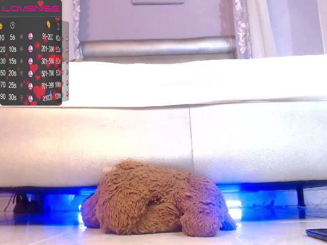 Live sex webcam photo for Sofia_ebony #256009367