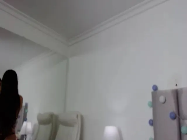 Live sex webcam photo for Mia_thompsons #254122849