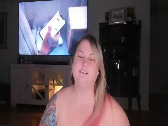 Live sex webcam photo for Mari_Jae #263517205
