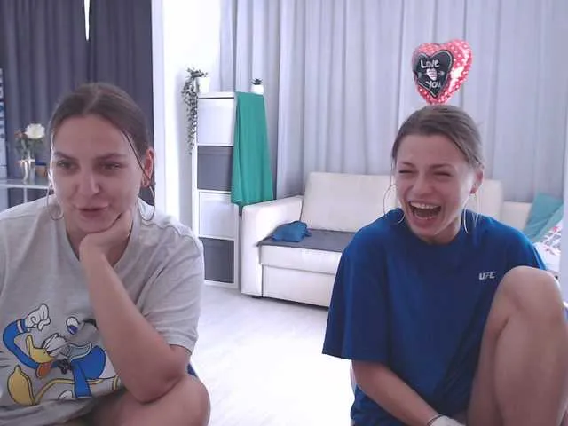 Live sex webcam photo for BugaGirls #242616766