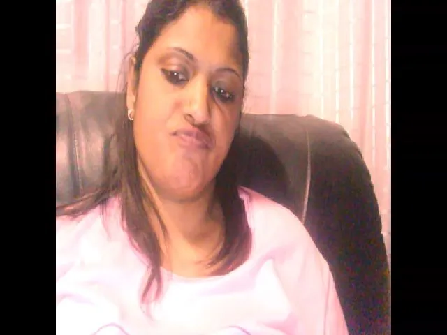 Live sex webcam photo for indianbbygirl #259427760