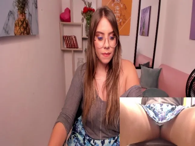 Live sex webcam photo for Camila_monet #264155761